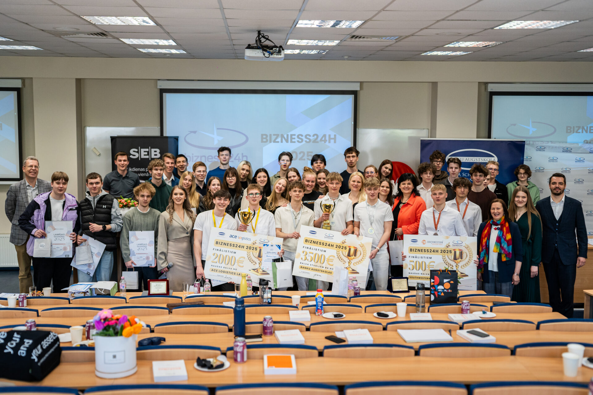 DSC06397 bizness 24h 2025